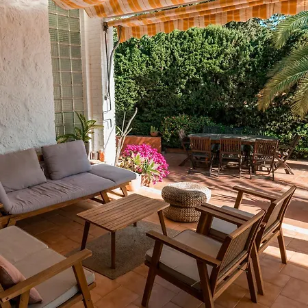 Villa Lina - Andalusian 3-bedroom With Pool & Ocean View